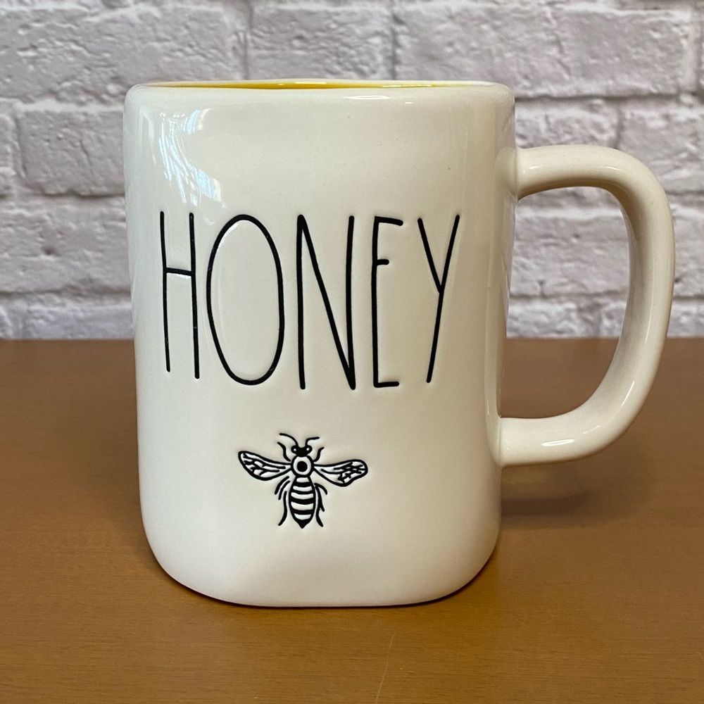 Honey Bee Rae Dunn Mug